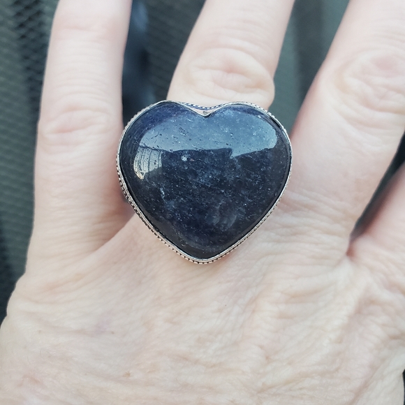 New Huge Heart Shaped Iolite in Sunstone 925 Silver Ring. - Picture 16 of 16